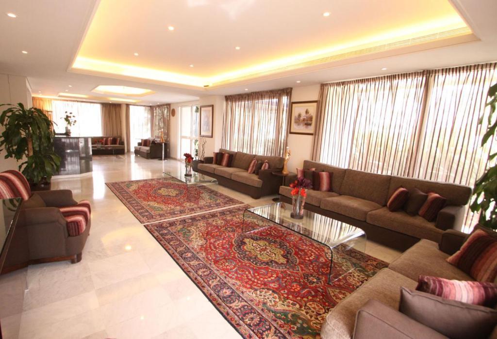 Residence De France Dbaje Kültér fotó